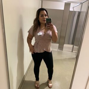 Meet your Posher, Mayra